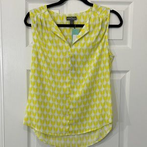 Market & Spruce | Yellow Meryl Split Neck Blouse - Size SMALL - NWT